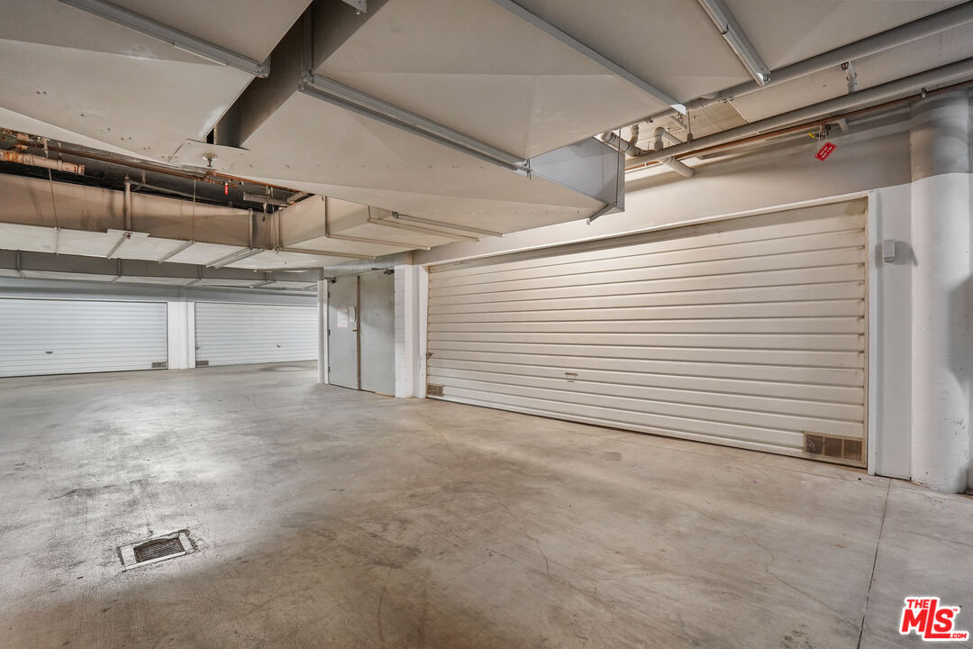 384 E Del Mar Blvd