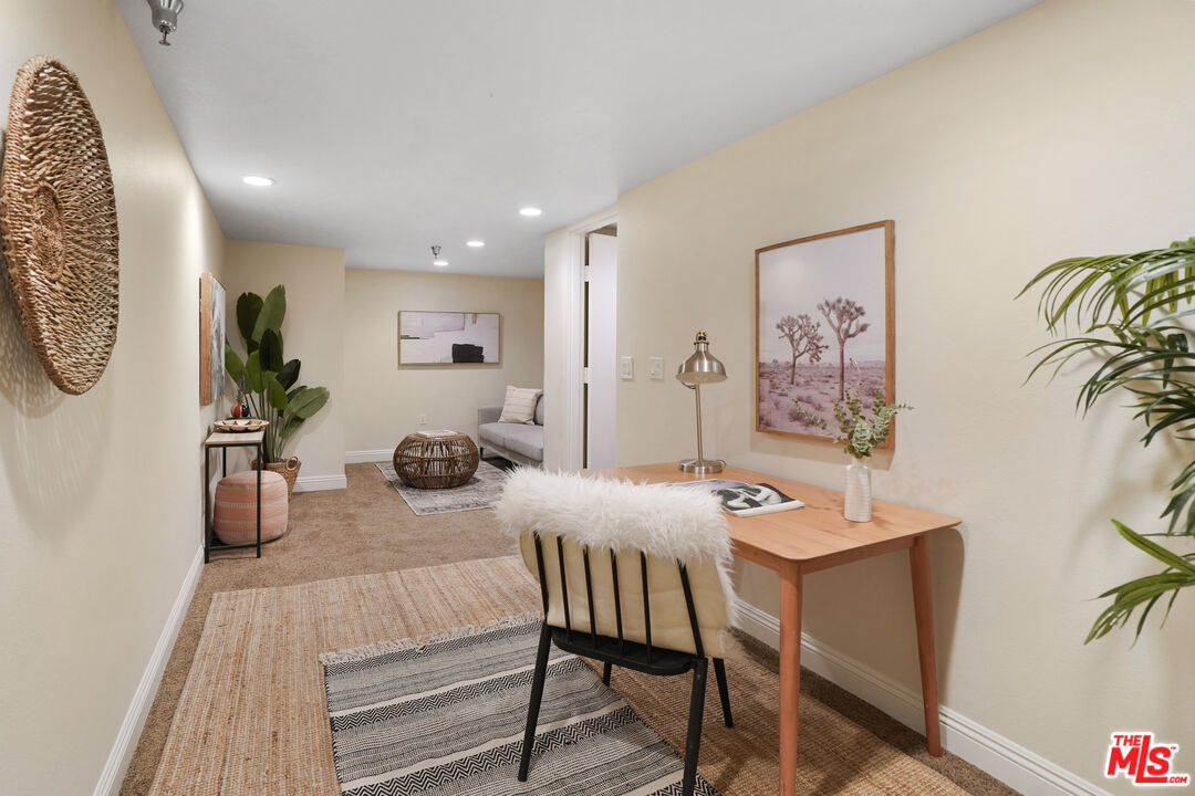 384 E Del Mar Blvd