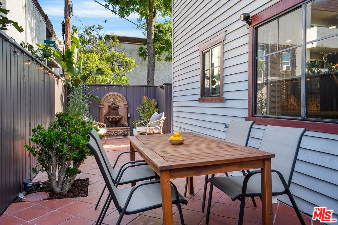 384 E Del Mar Blvd
