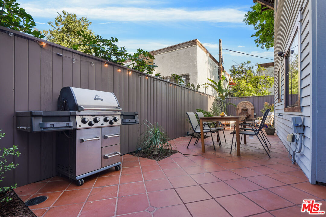 384 E Del Mar Blvd