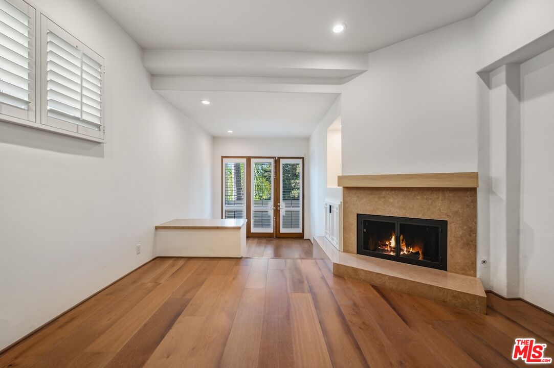 15500 W Sunset Blvd Unit: 105