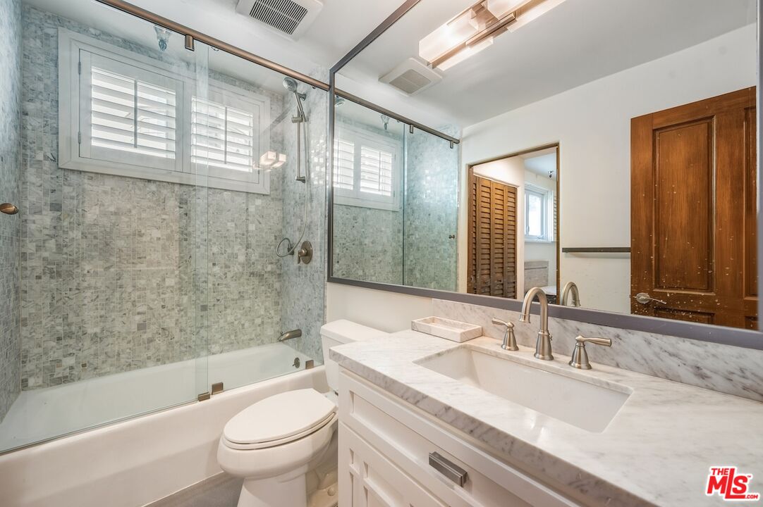 15500 W Sunset Blvd Unit: 105