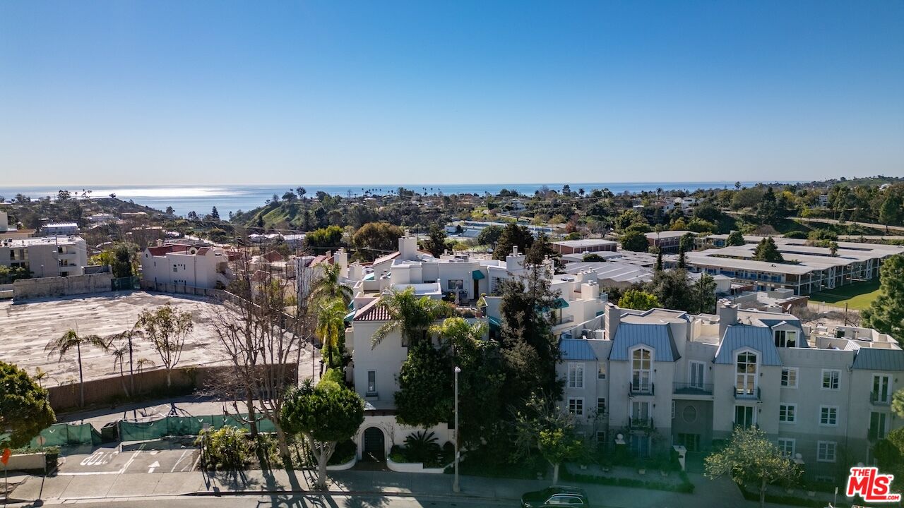 15500 W Sunset Blvd Unit: 105