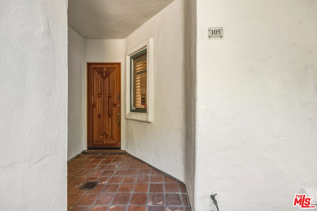 15500 W Sunset Blvd Unit: 105
