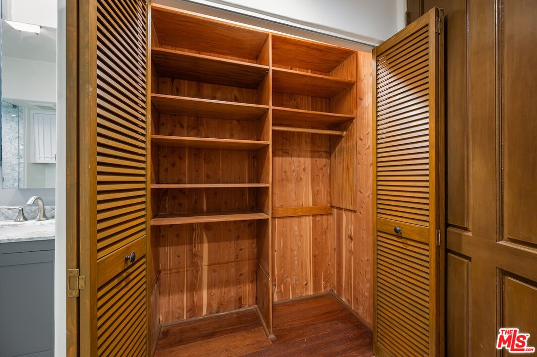 15500 W Sunset Blvd Unit: 105
