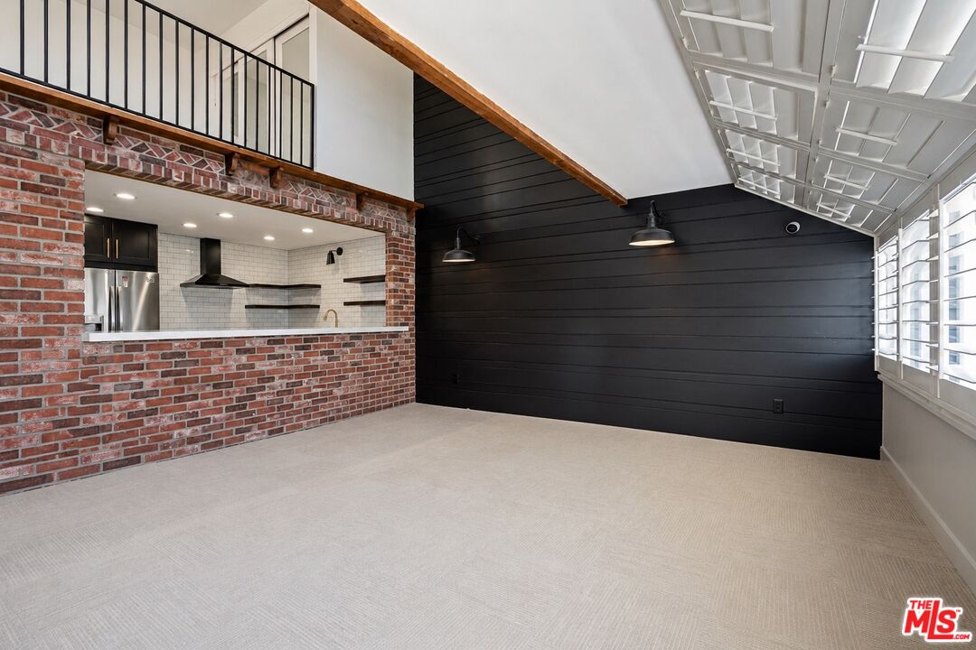 220 The Village Unit: 304