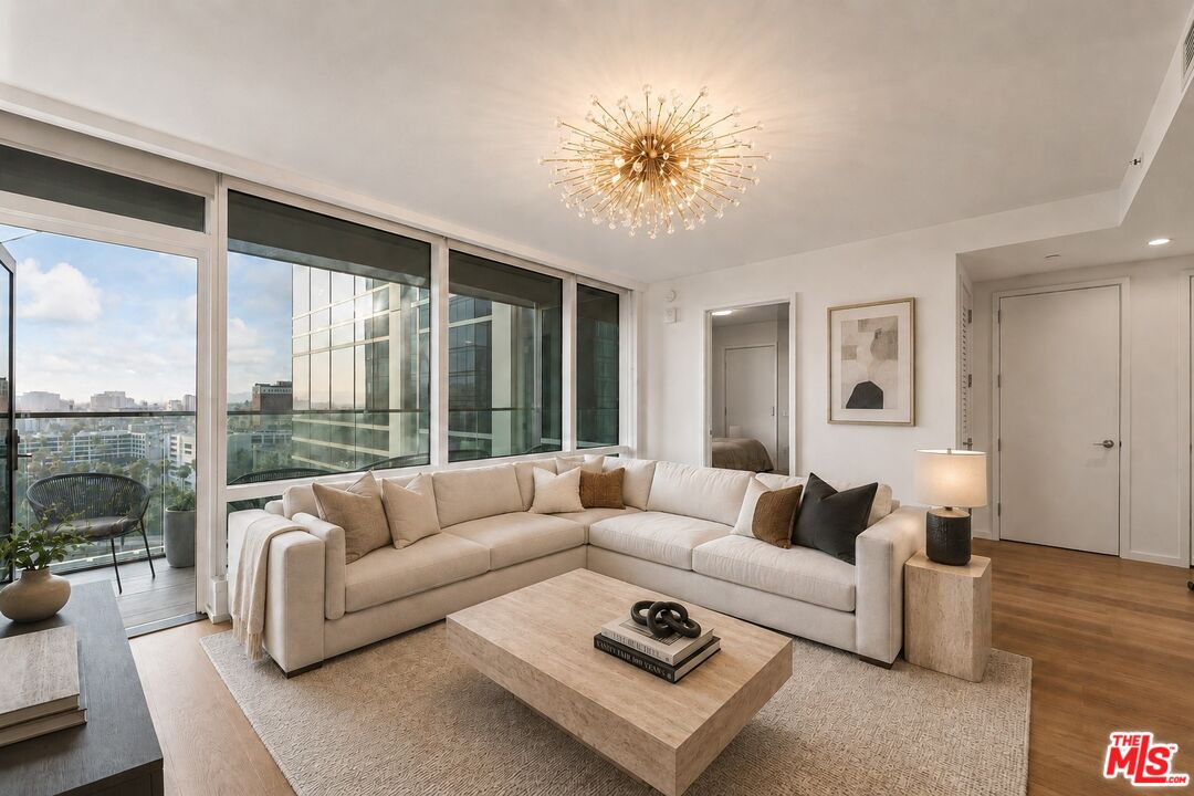 877 Francisco St Unit: 1716