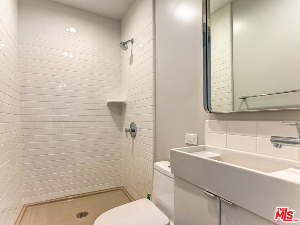 508 N Pacific Coast Hwy Unit: 6