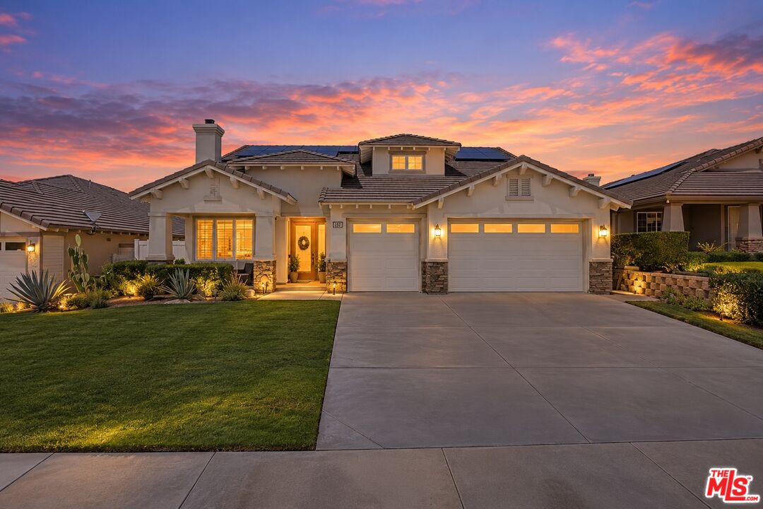 950 Brownie Way