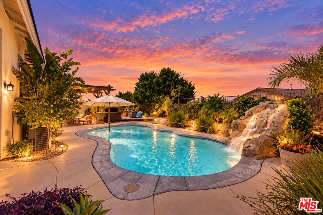 950 Brownie Way