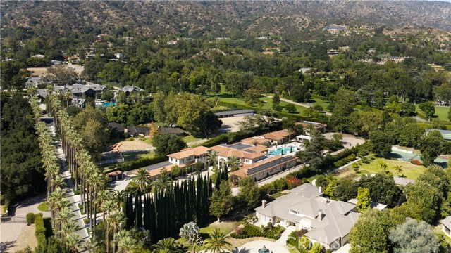 100 Palm Hill LN