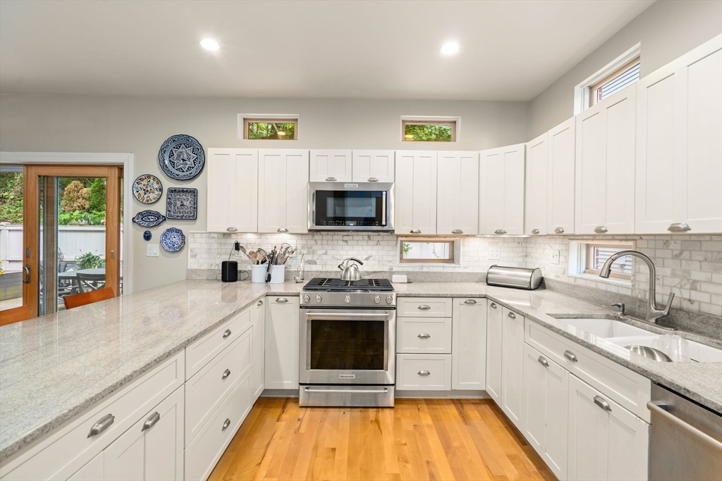 24 Sachem St