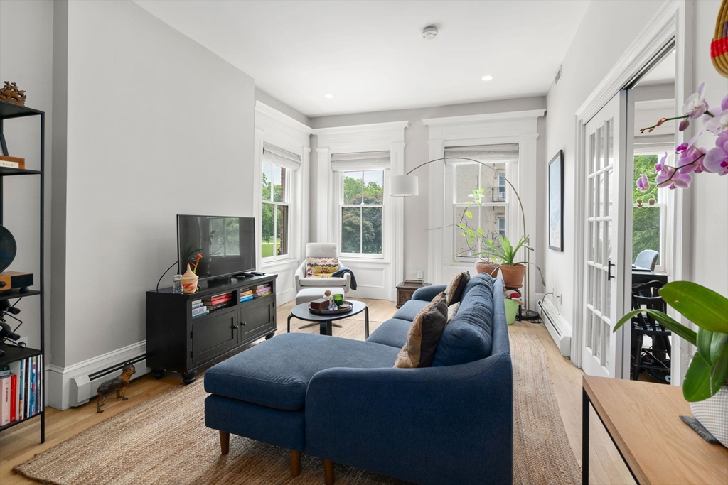 437 Shawmut Ave # 2