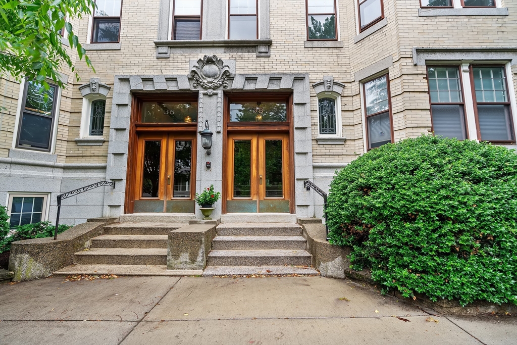 38 Kilsyth Road # 23
