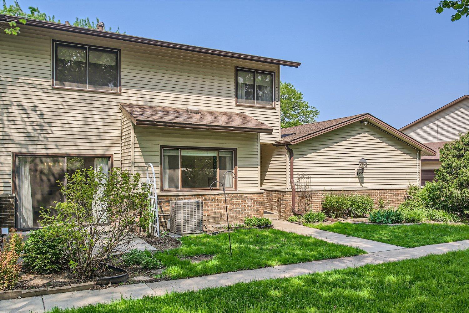 4075 Foss Road