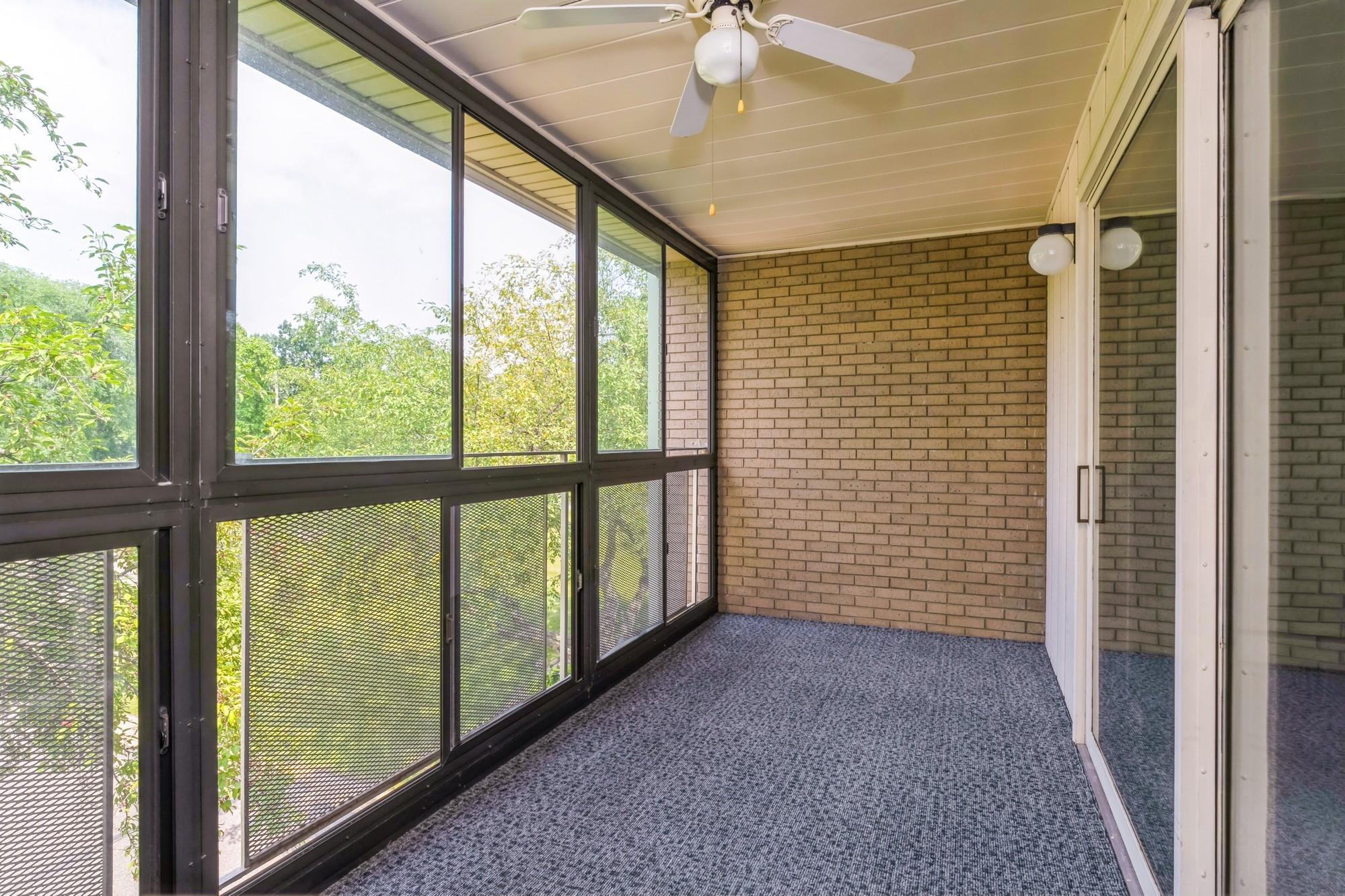 4380 Brookside Court Unit: 202