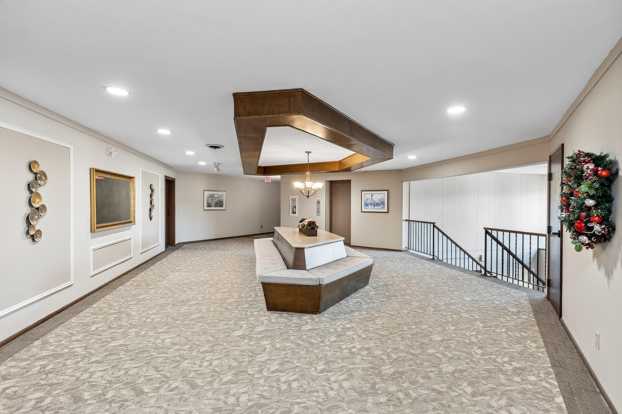 4380 Brookside Court Unit: 202