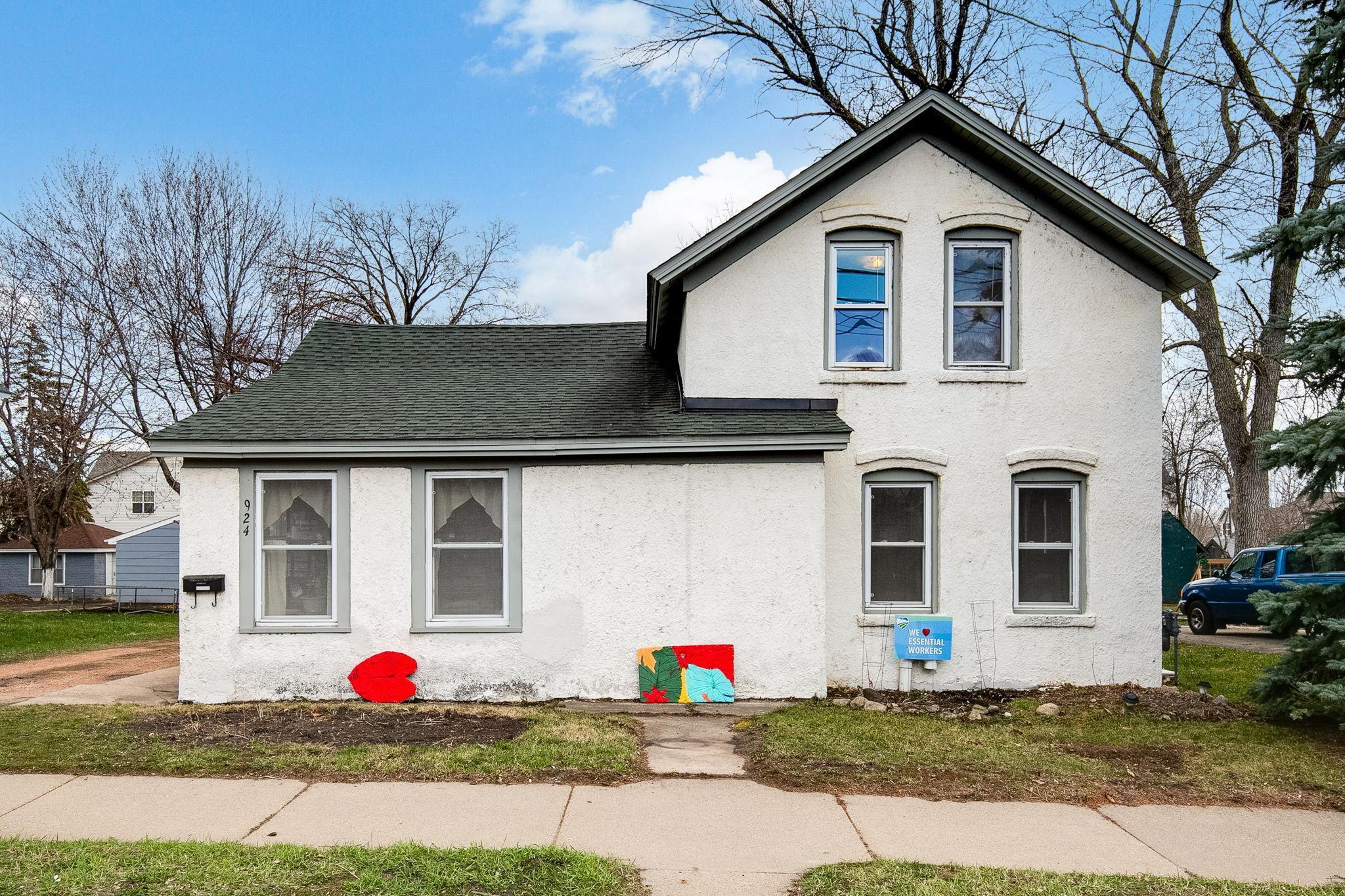 924 Stoughton Avenue