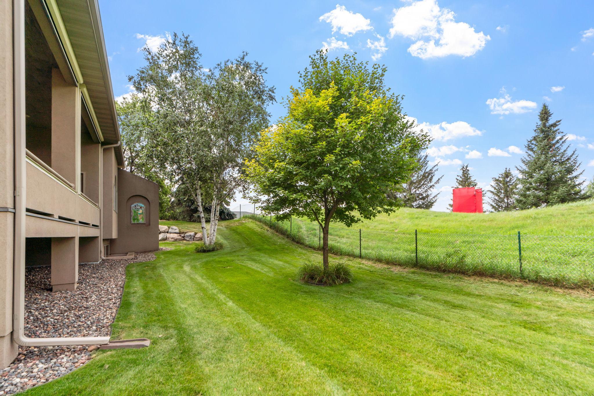 10906 Amen Court NE