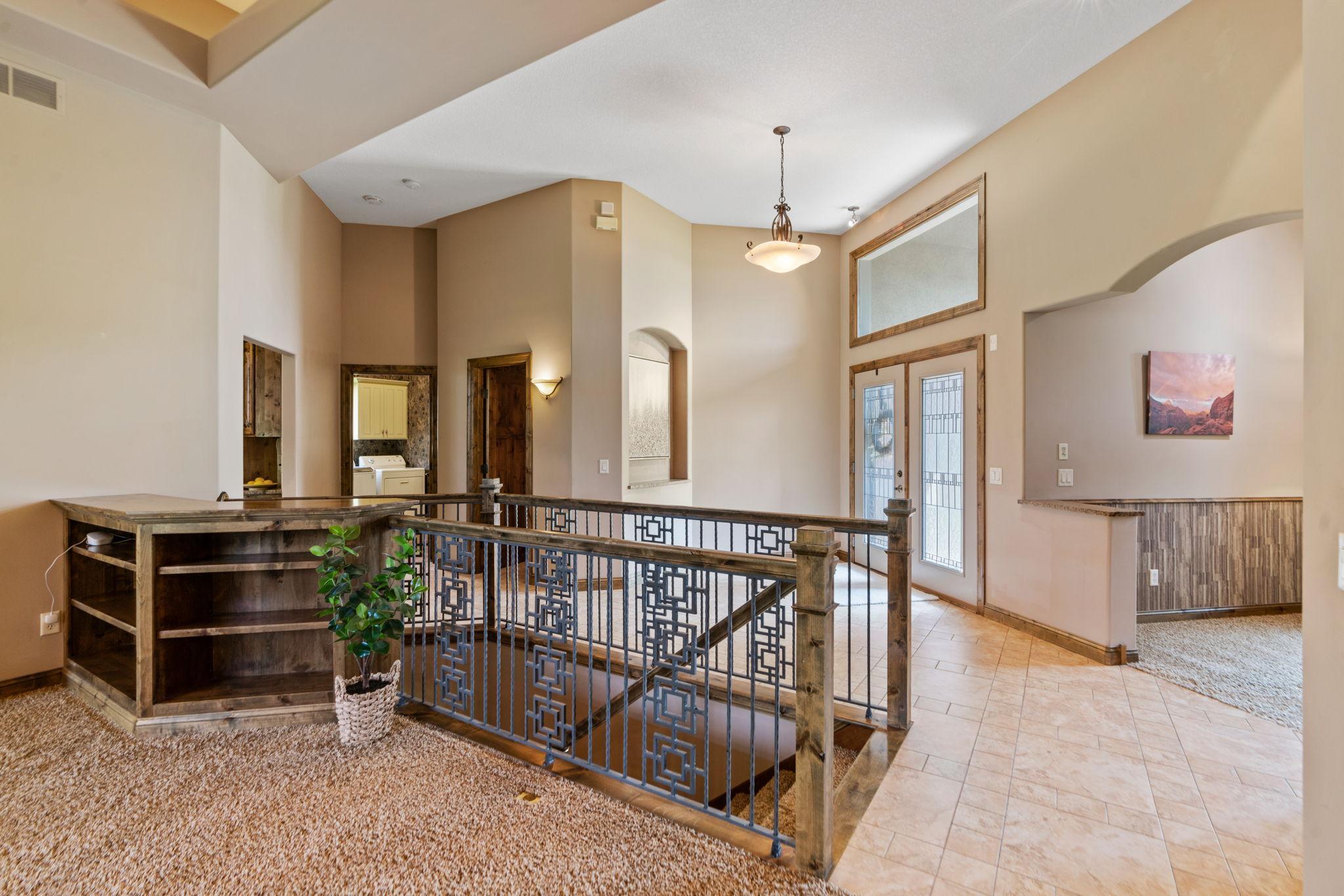 10906 Amen Court NE