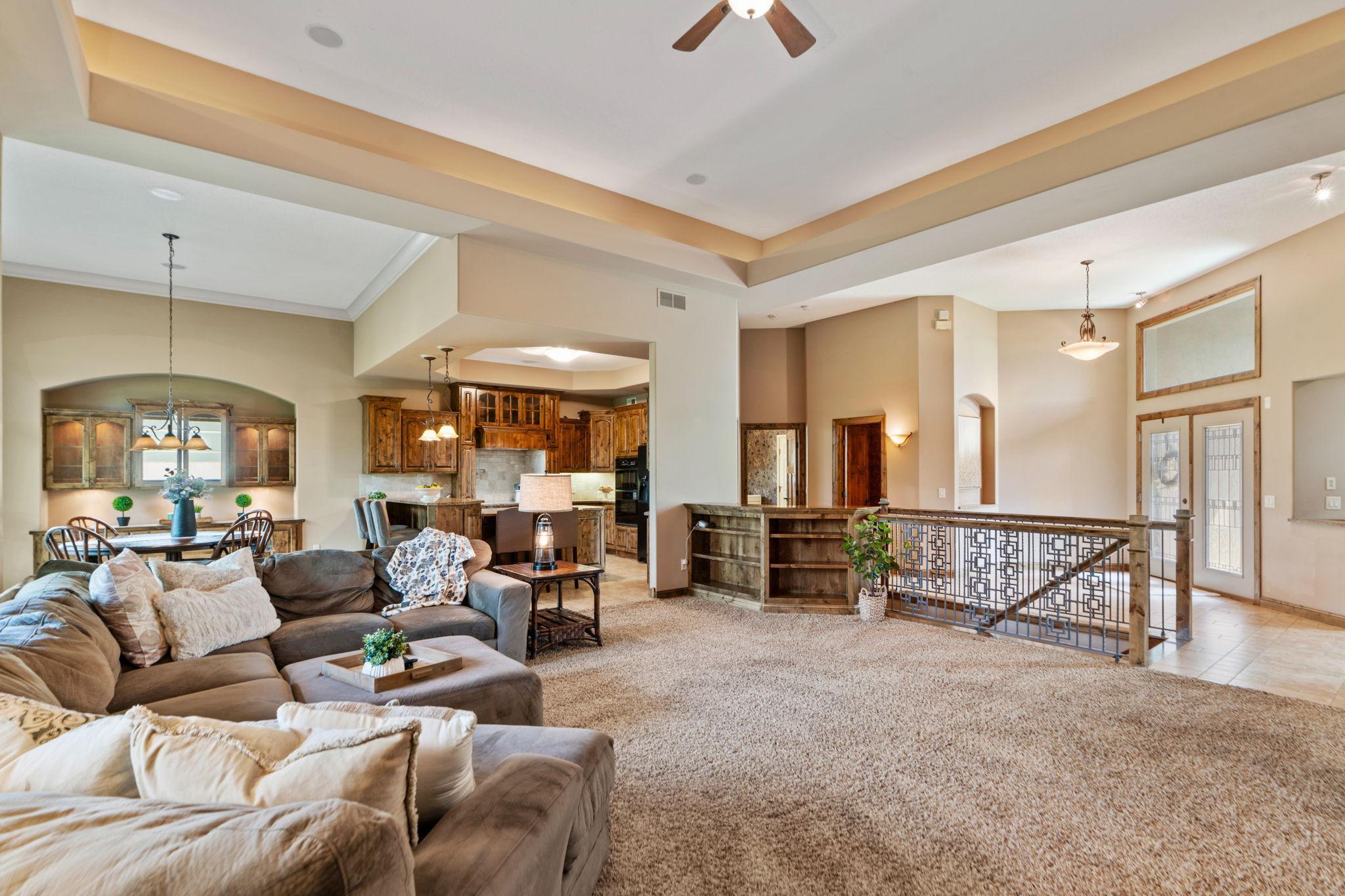 10906 Amen Court NE