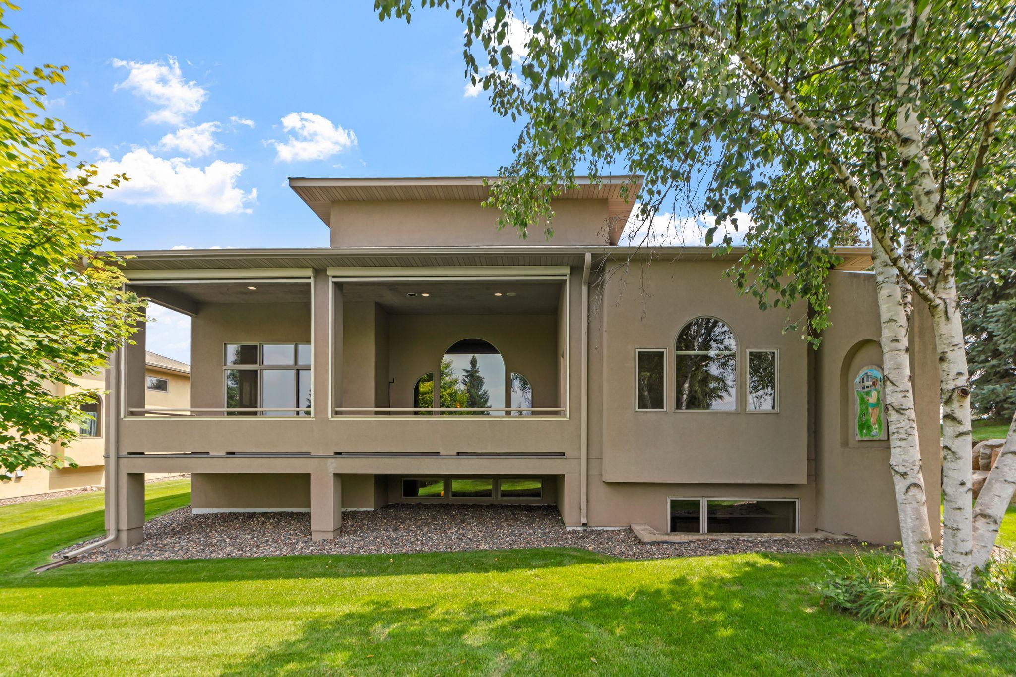 10906 Amen Court NE