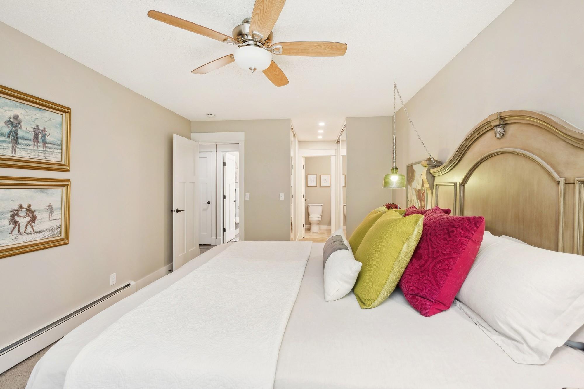 215 Barry Avenue S Unit: 306