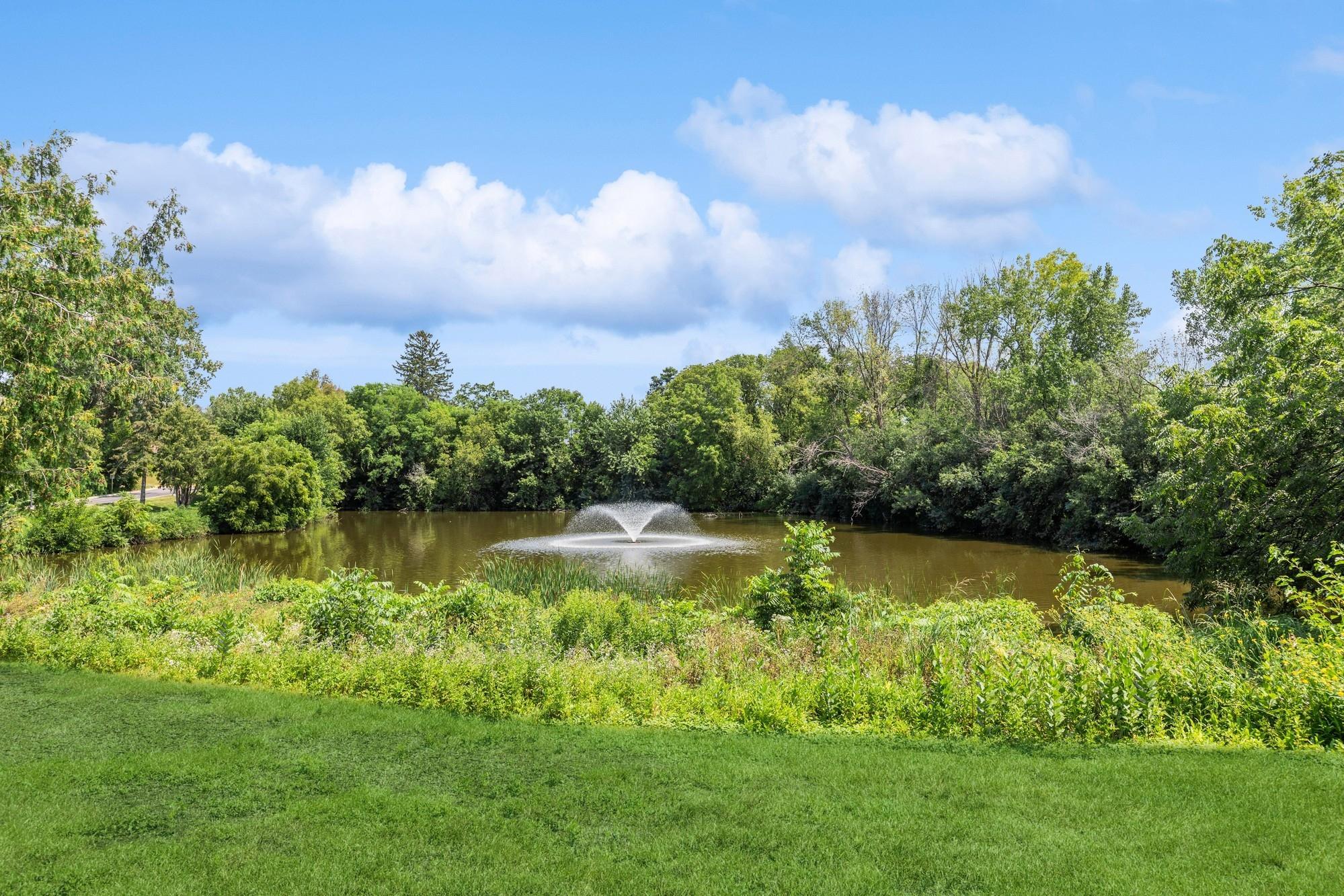 215 Barry Avenue S Unit: 306