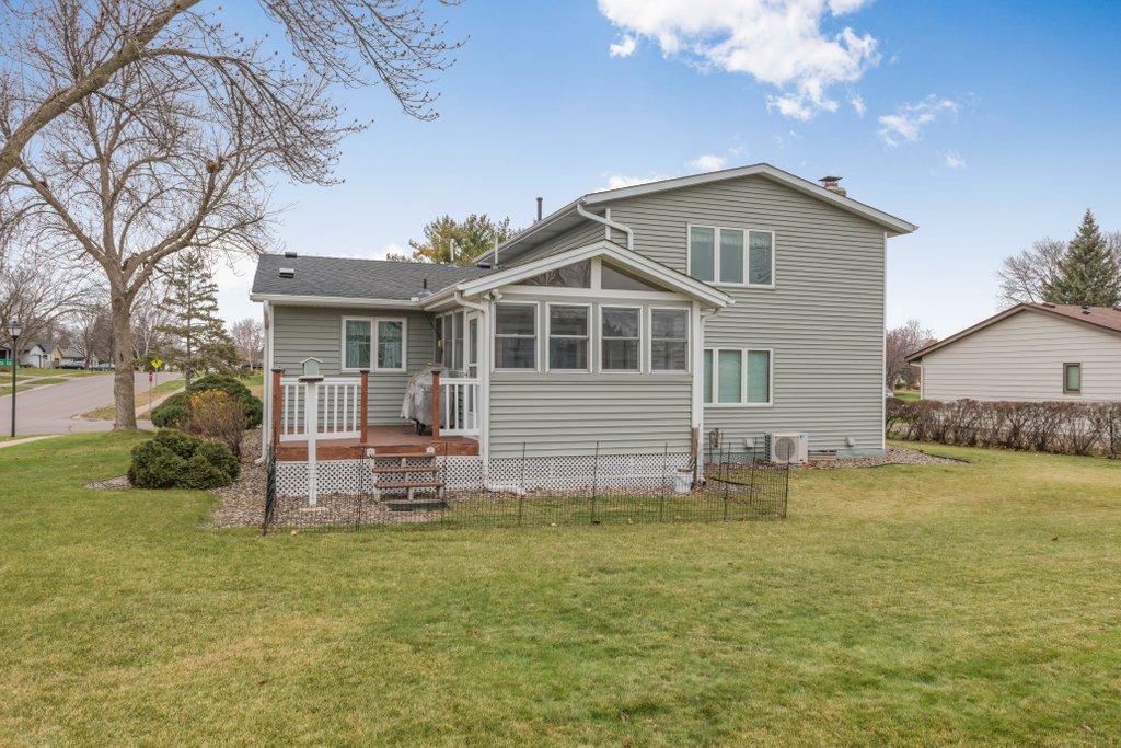 14392 Ebony Lane