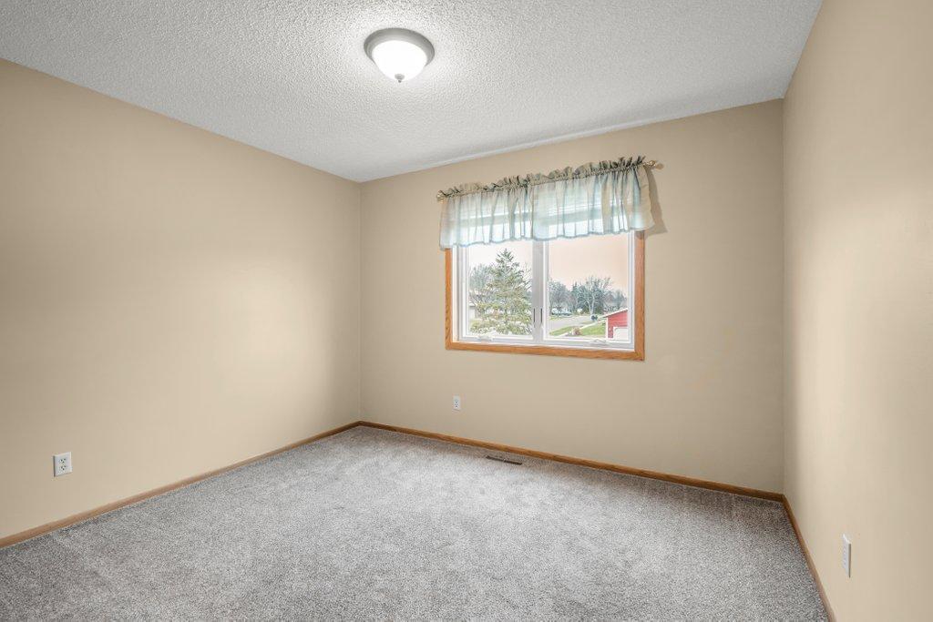 14392 Ebony Lane
