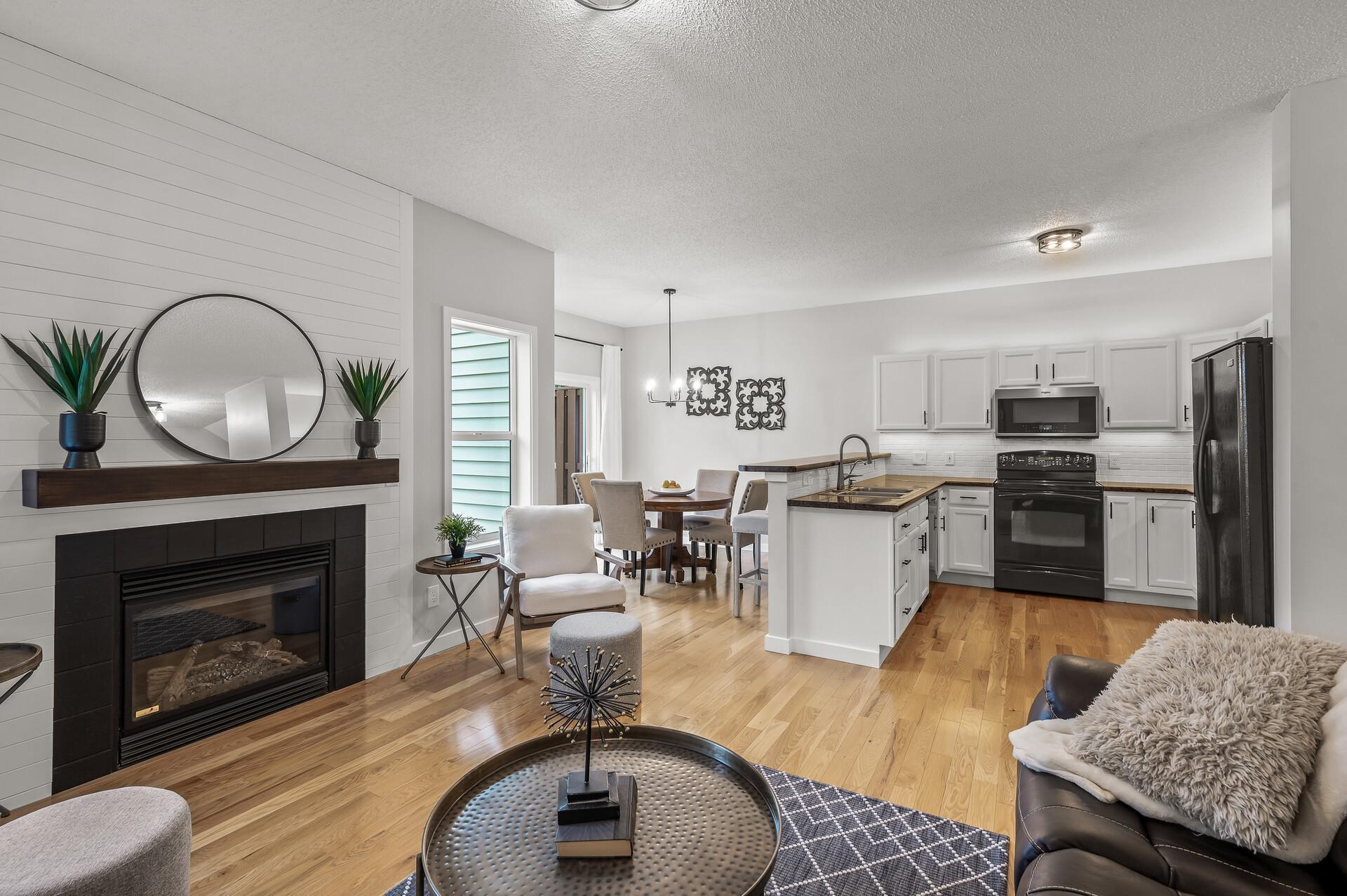 15368 Chili Court