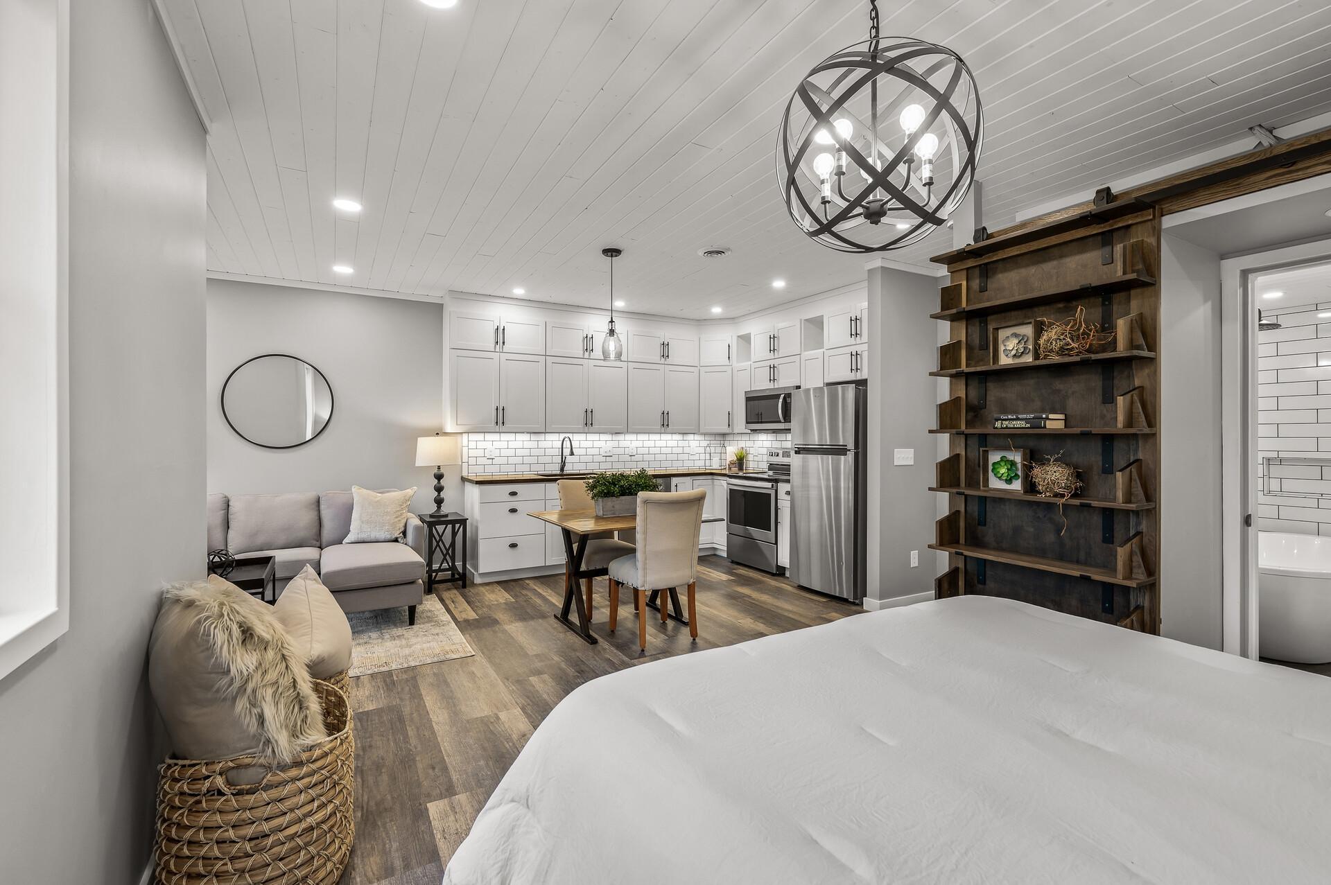 15368 Chili Court