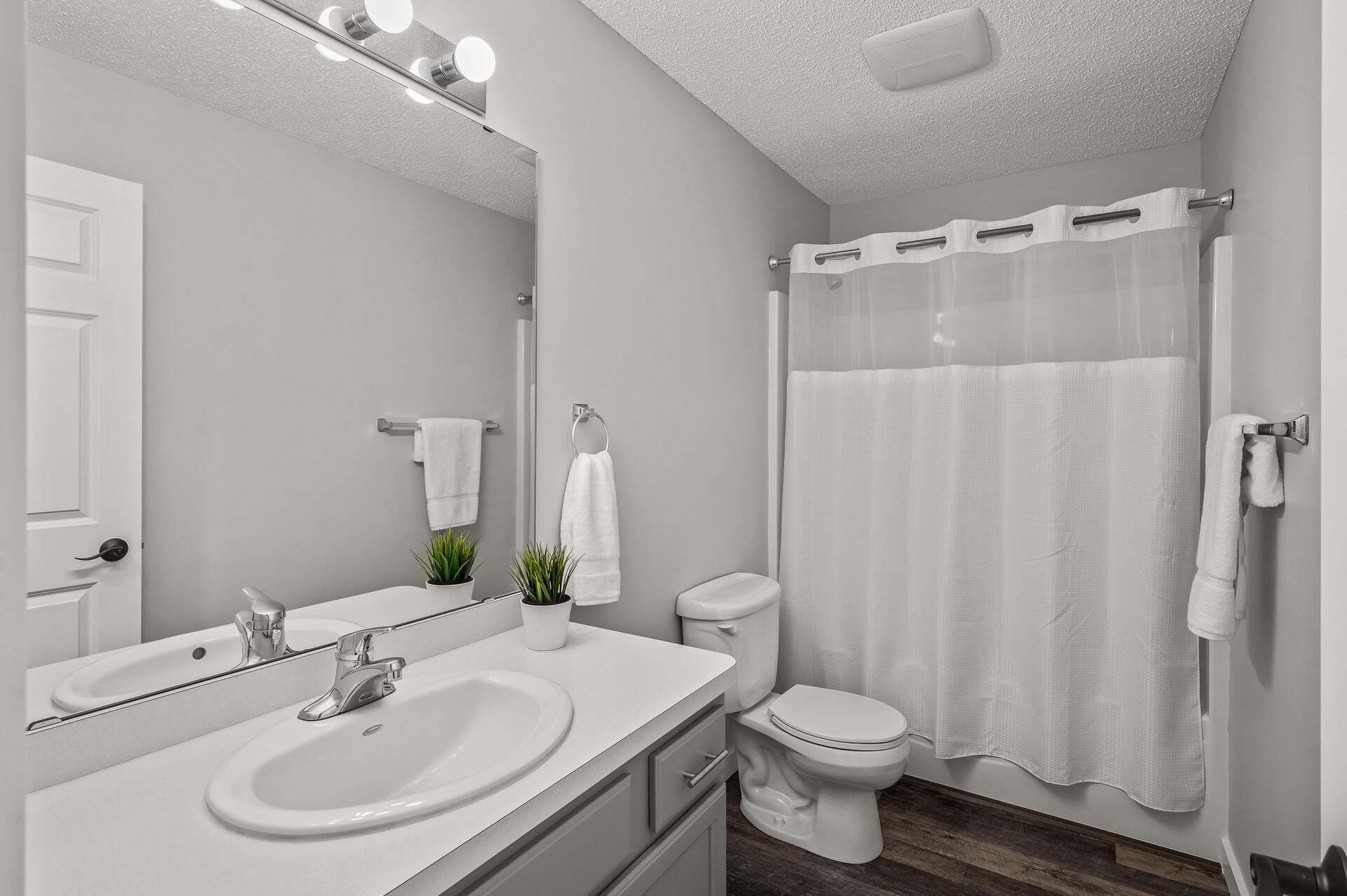 15368 Chili Court