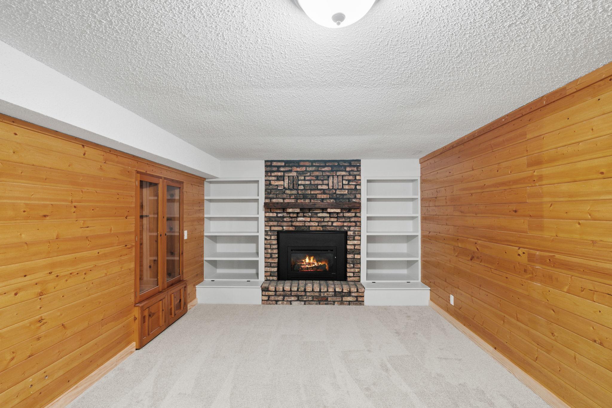 13001 Glenview Drive