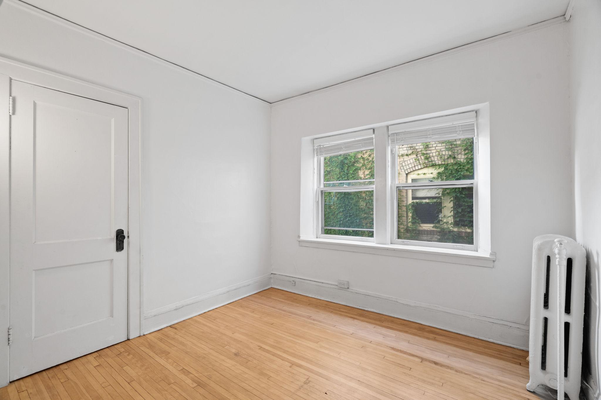 3209 Girard Avenue S Unit: 2