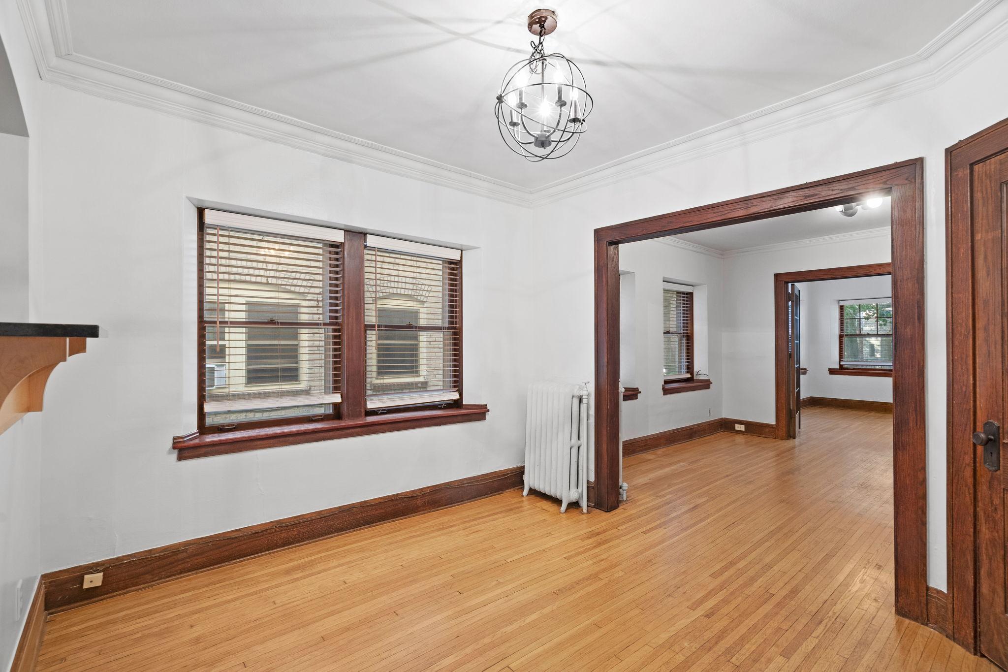 3209 Girard Avenue S Unit: 2