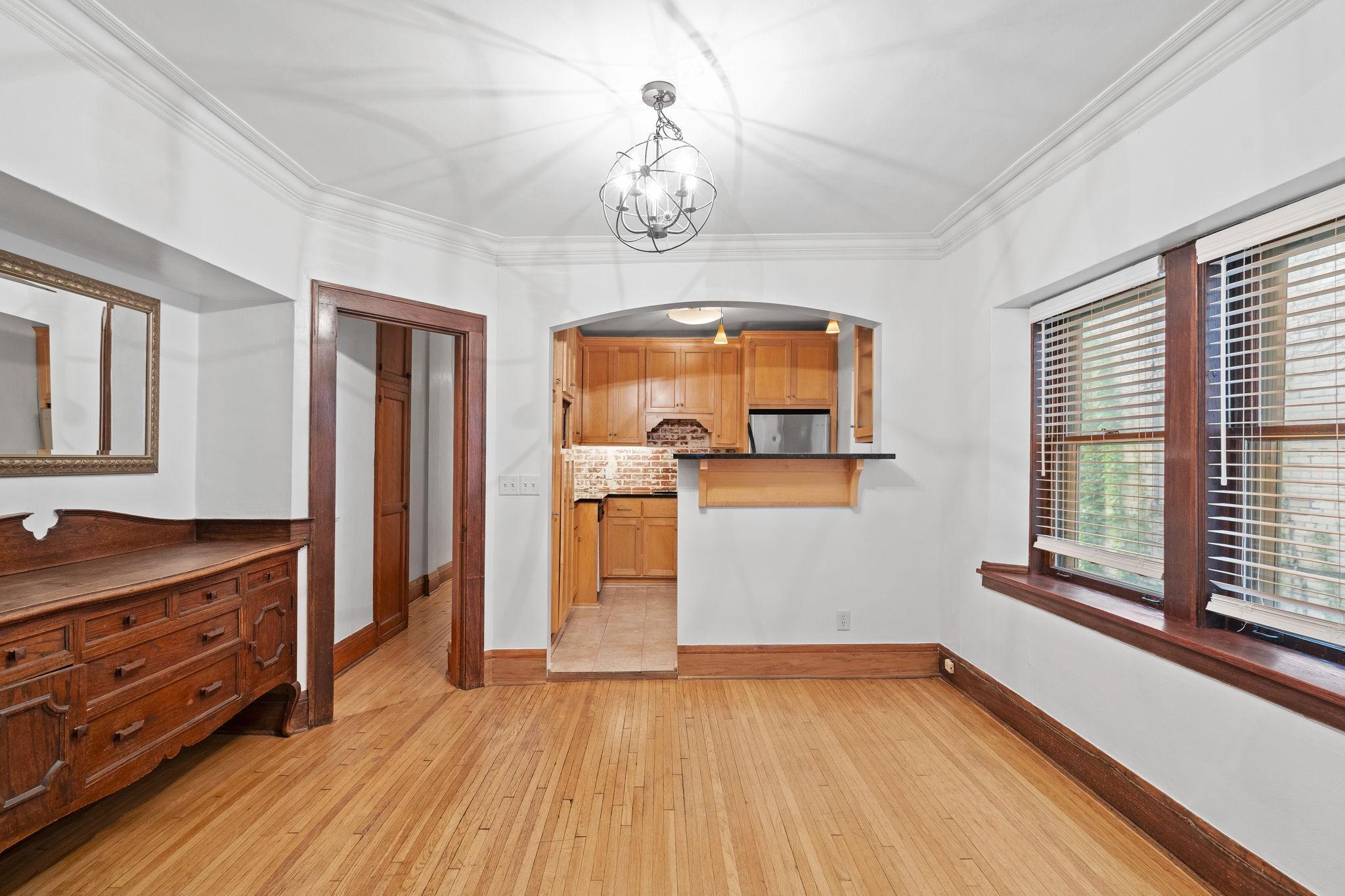 3209 Girard Avenue S Unit: 2