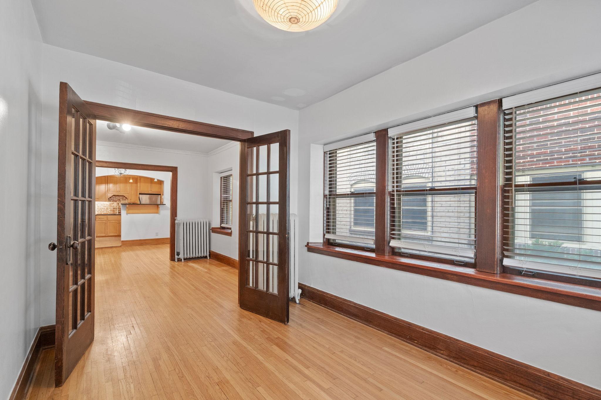 3209 Girard Avenue S Unit: 2