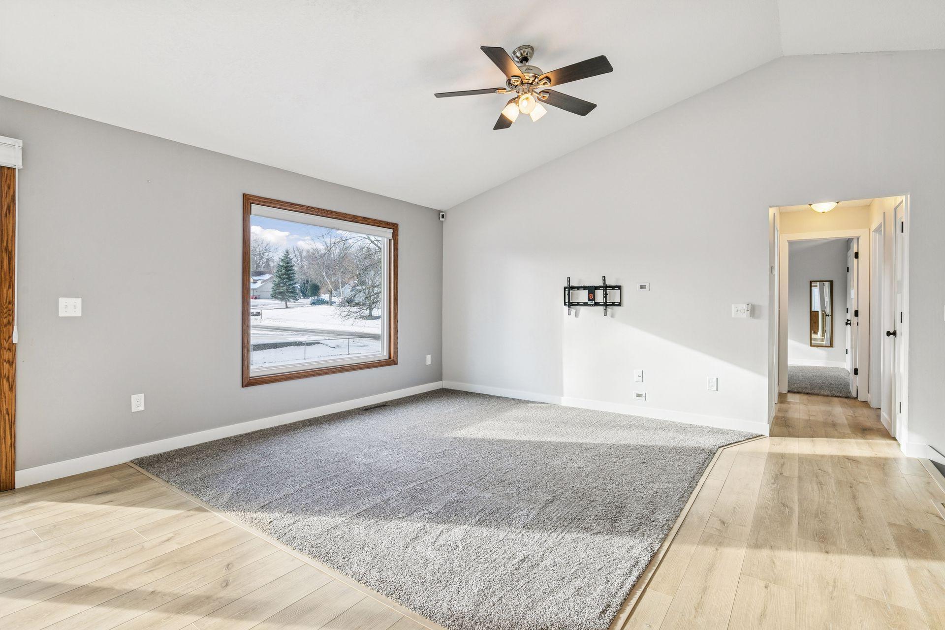 9524 208th Street W