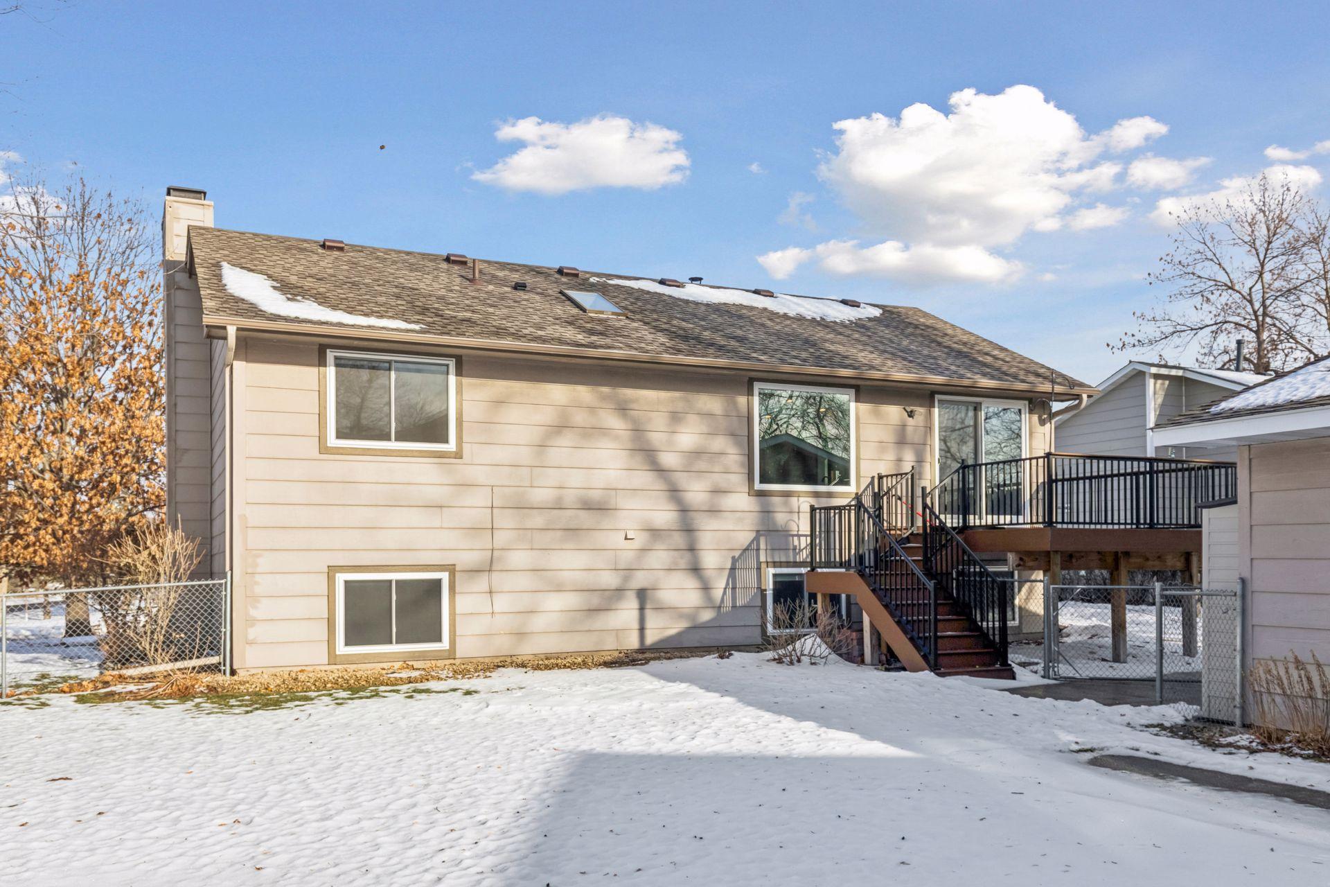 9524 208th Street W