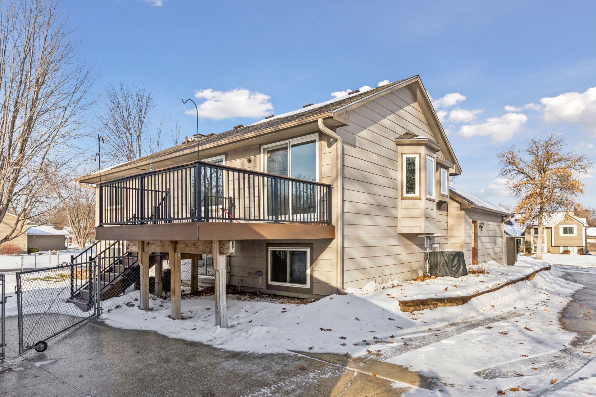 9524 208th Street W