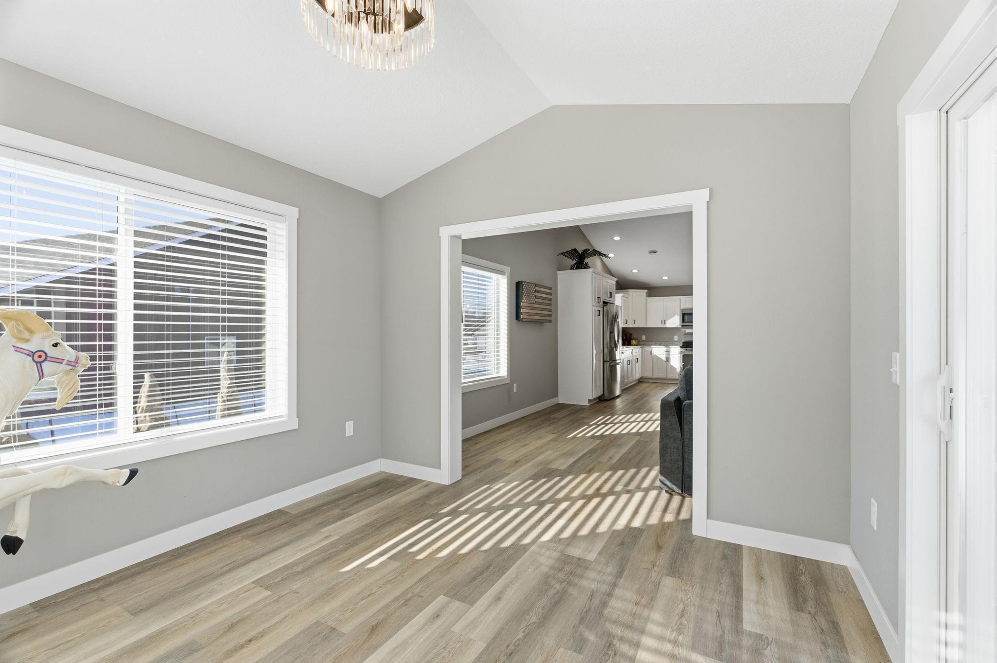 727 Hilltop Lane