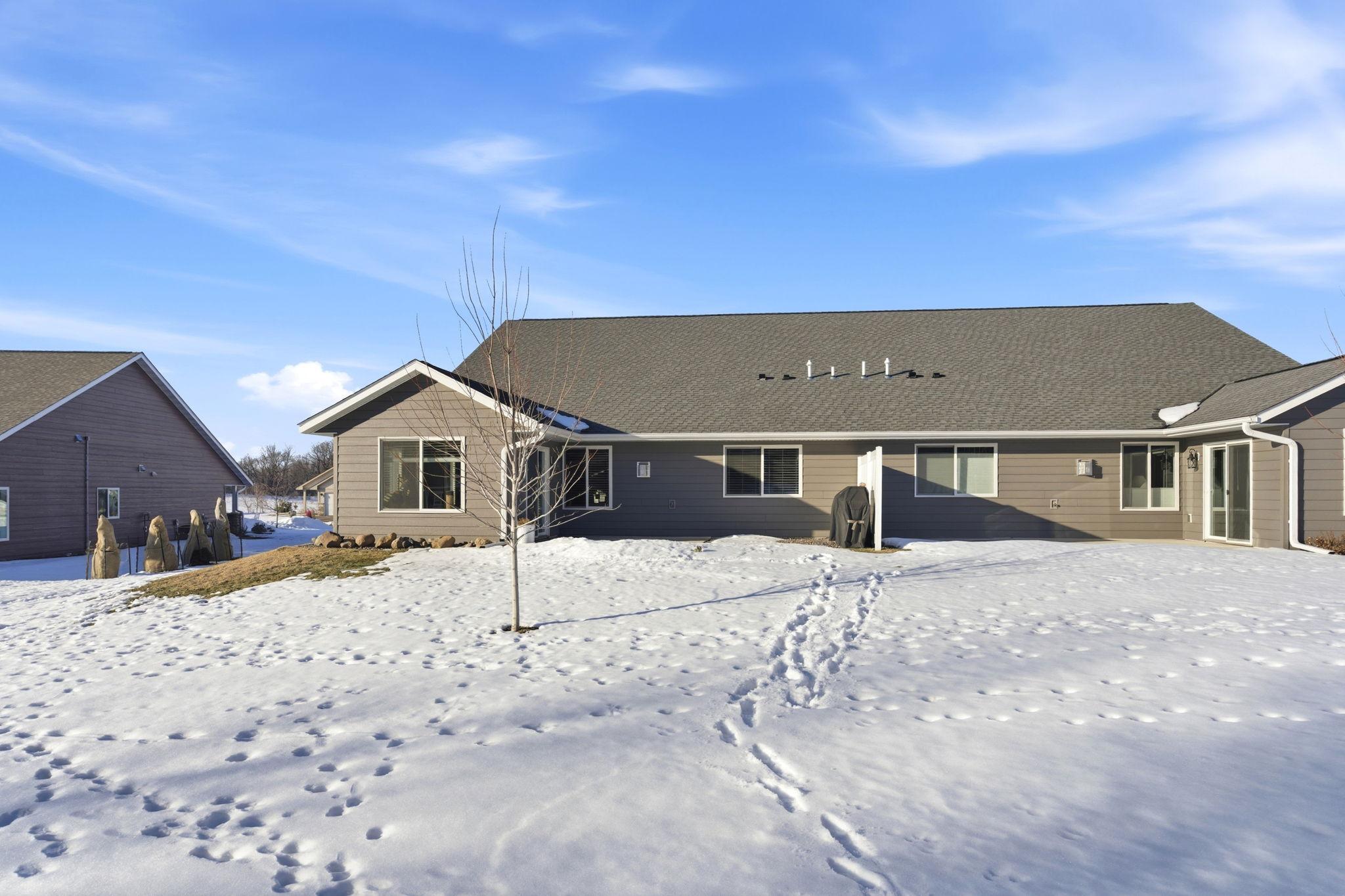 727 Hilltop Lane