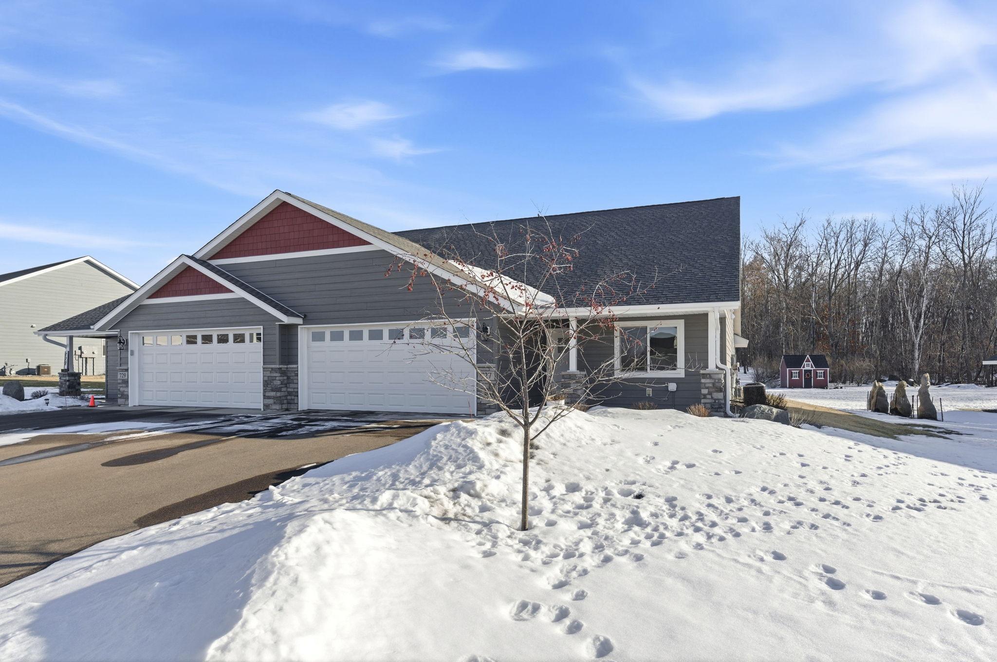 727 Hilltop Lane
