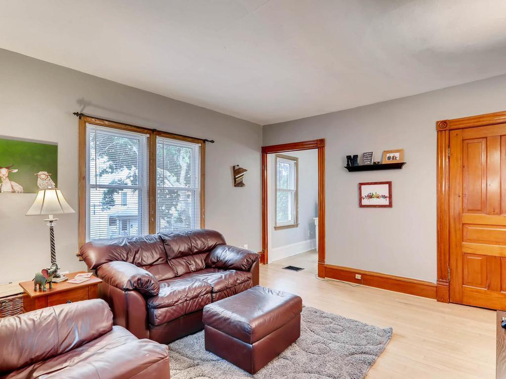 1318 5th Street NE