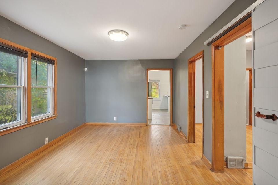 1318 5th Street NE
