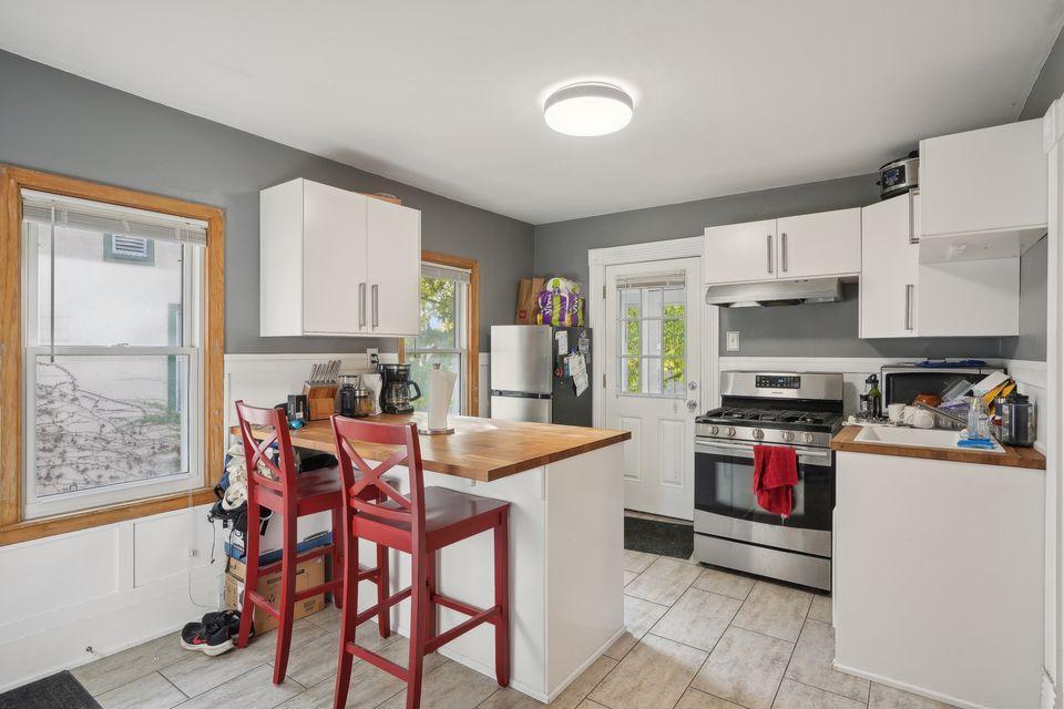 1318 5th Street NE