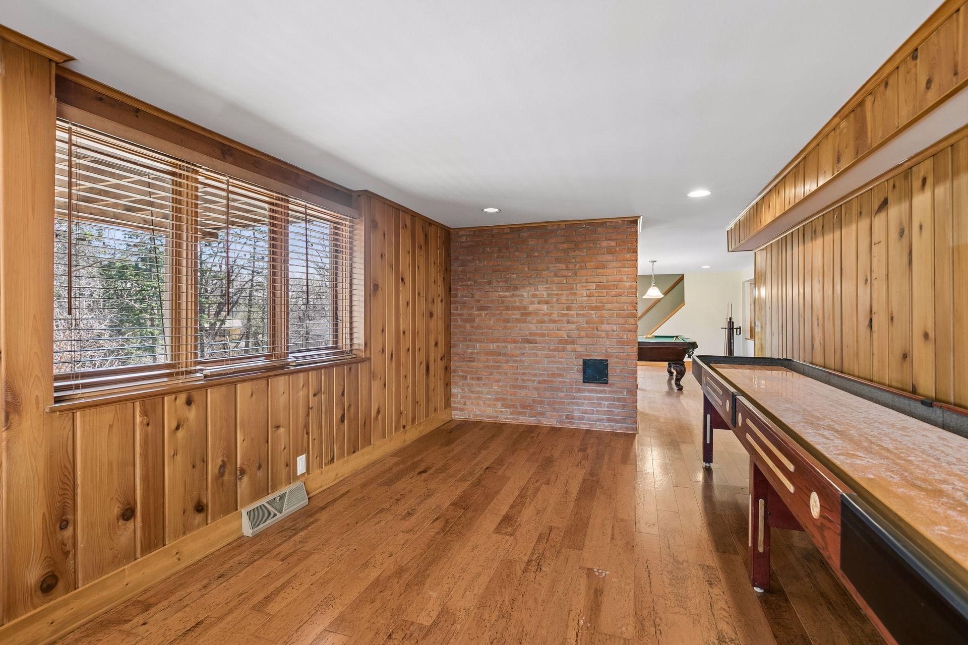 609 Waterman Circle