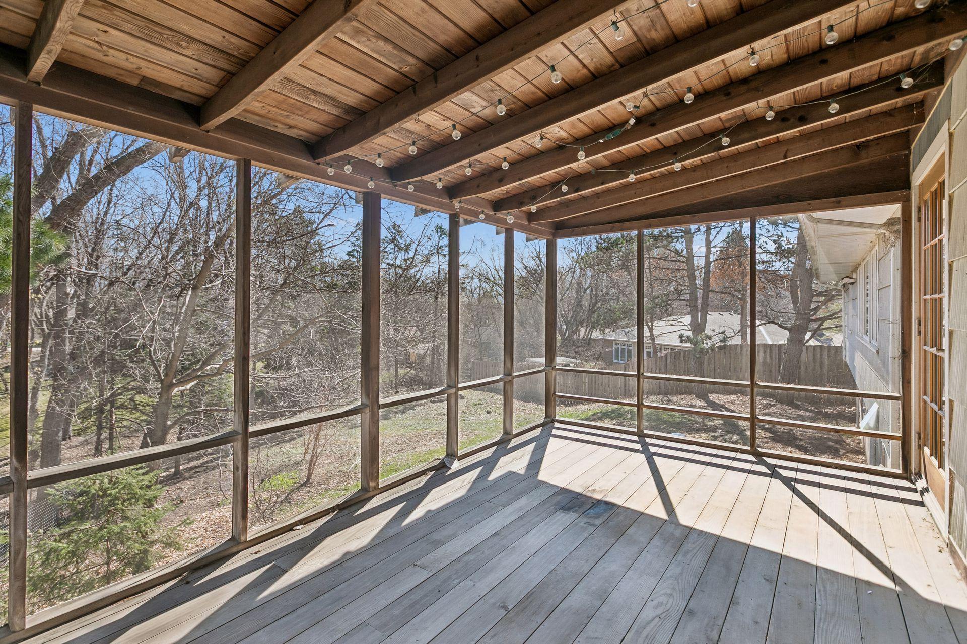 609 Waterman Circle