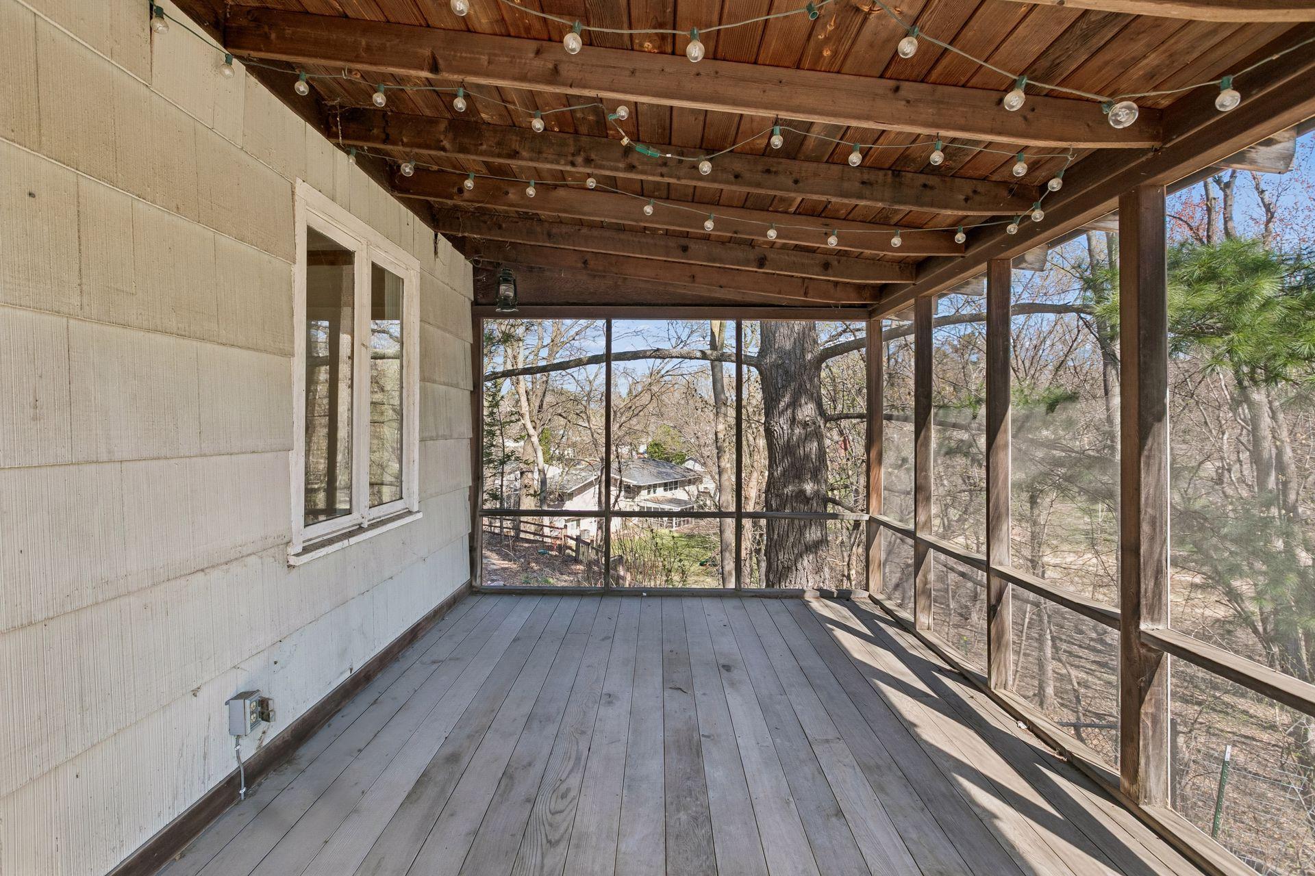 609 Waterman Circle